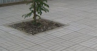 Качественная тротуарная плитка серого цвета в Улане-Удэ в октябре