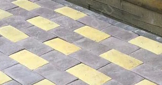 Укладка тротуарной плитки вокруг дома в Улане-Удэ - цены от 819 руб.