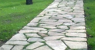 Профессиональная укладка камня на дорожки в Улане-Удэ в октябре