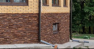 Наружная отделка фундамента в Улане-Удэ от ТротуарнаяПлитка по цене от 922 руб.