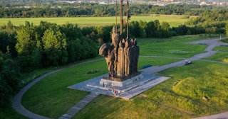 Благоустройство памятников в Улане-Удэ от 922 руб. – компания ТротуарнаяПлитка